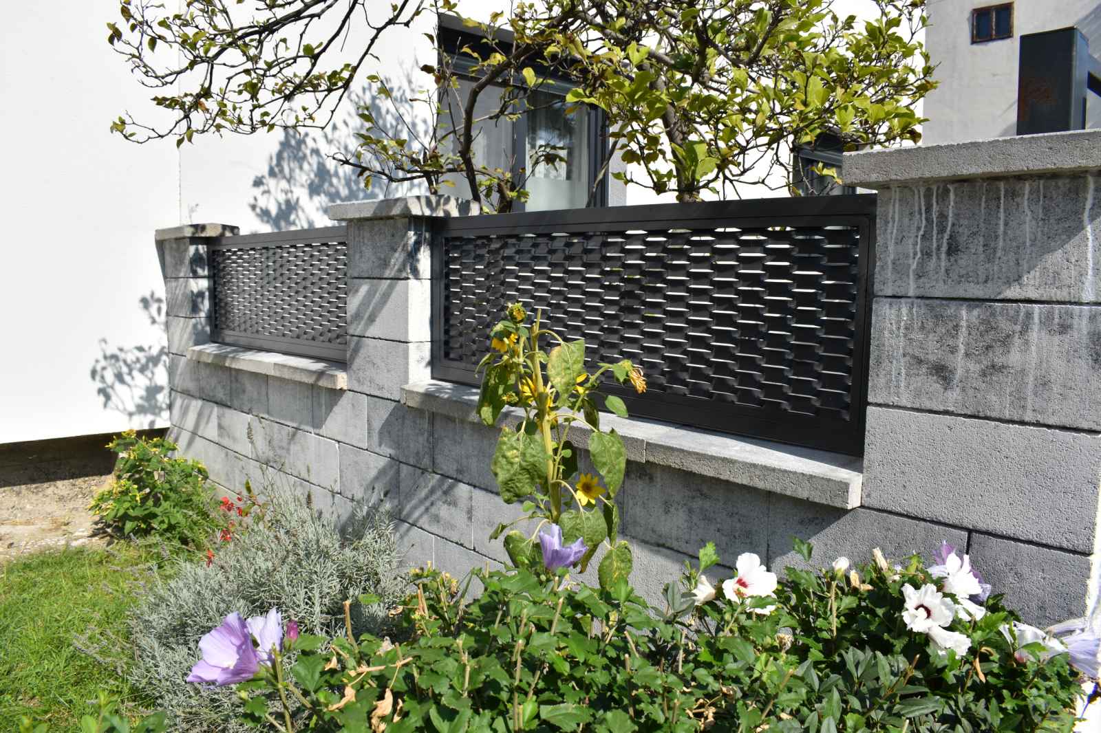 Verwendung von geschwei&szlig;ten Gabionennetzen f&uuml;r die Gartengestaltung